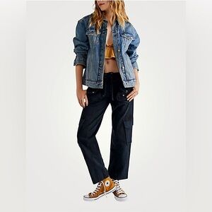 We The Free Tahiti Cargo pants. Size S